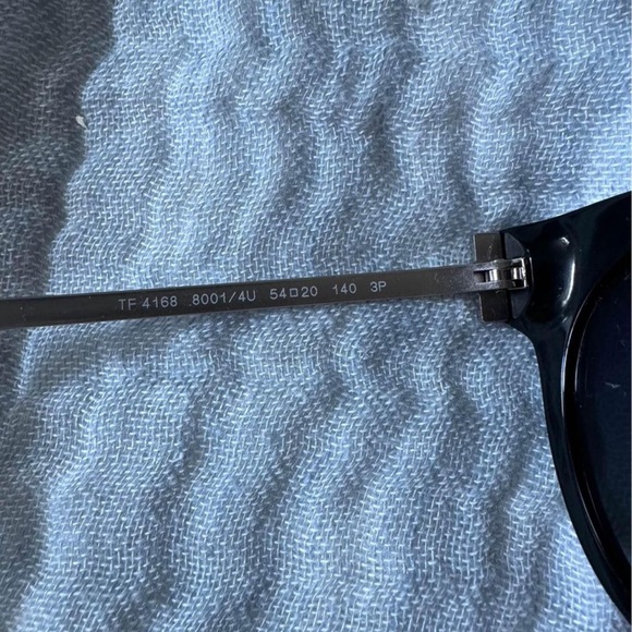 Tiffany & Co. Polar Azure Gradient Blue Women’s Sunglasses - Picture 4 of 4